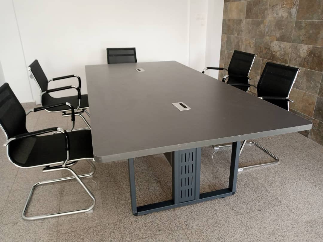 Table de réunion